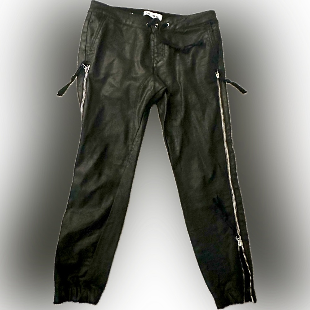 DL1961 Black Wax Joggers - Size 28 (that feel like soft leather)